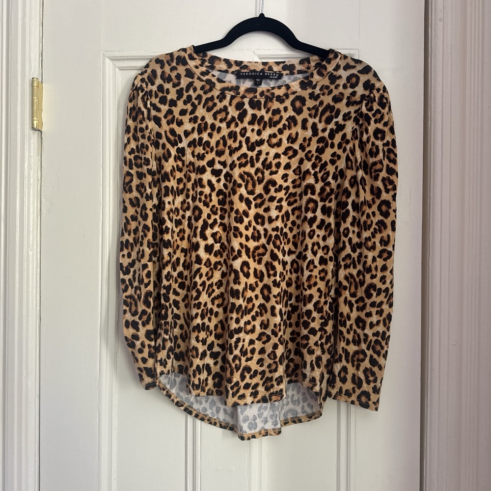 Veronica Beard Leopard Print long sleeve tee